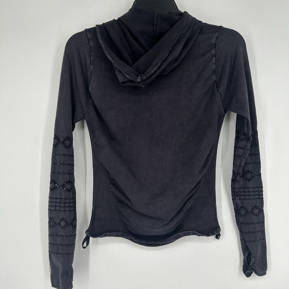 Free People Movement Good Karma Hoodie Shirt Black Fitted Cowl Neck Size S - Picture 9 of 12